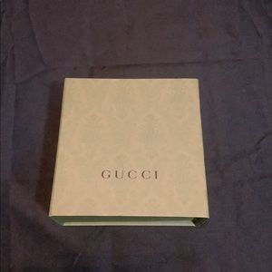 Gucci box